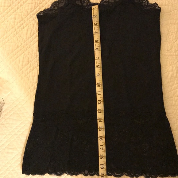 Ser of 4 camisoles in like new condition 👌🏻✨ - Picture 7 of 7